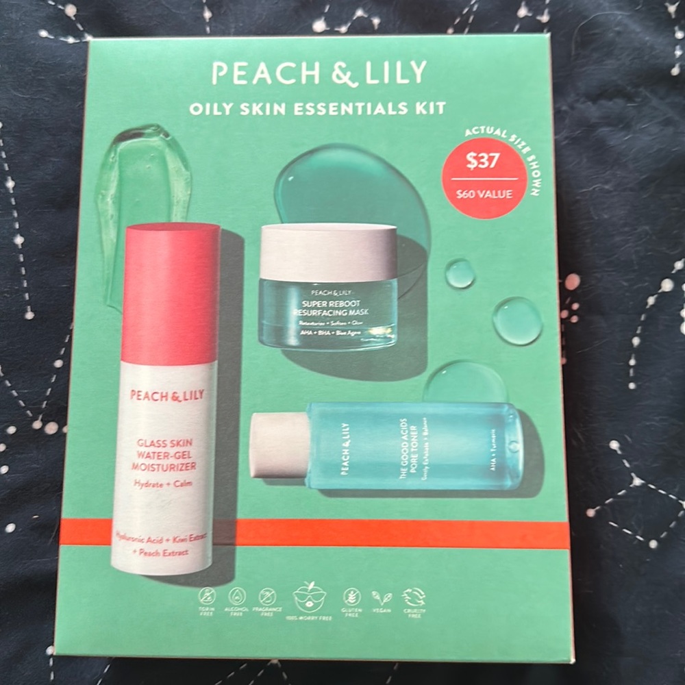 BNIB Peach & Lily Oily Skin Essentials Kit